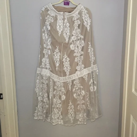 Altar'd State White Floral Maxi Skirt - Picture 2 of 8